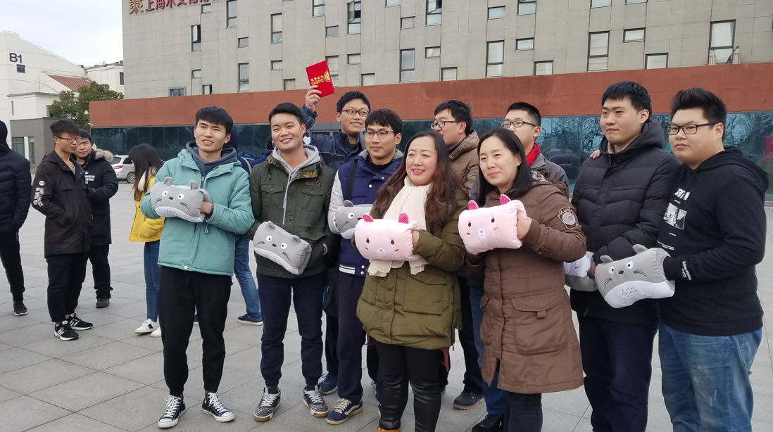 2018太阳成游戏学校拔河比赛——凝心聚力团结拼搏(图12)